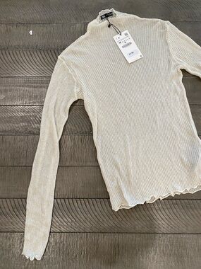 Zara Cream Ribbed Mock-Neck Long Sleeve Top with Lettuce Edge
